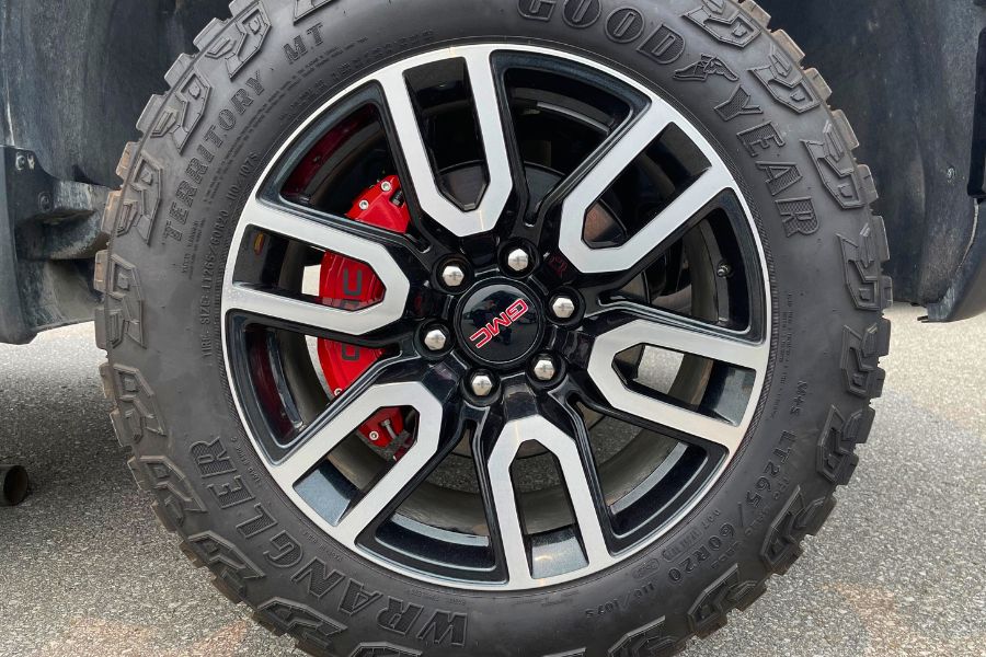 GMC Yukon Custom Caliper Covers