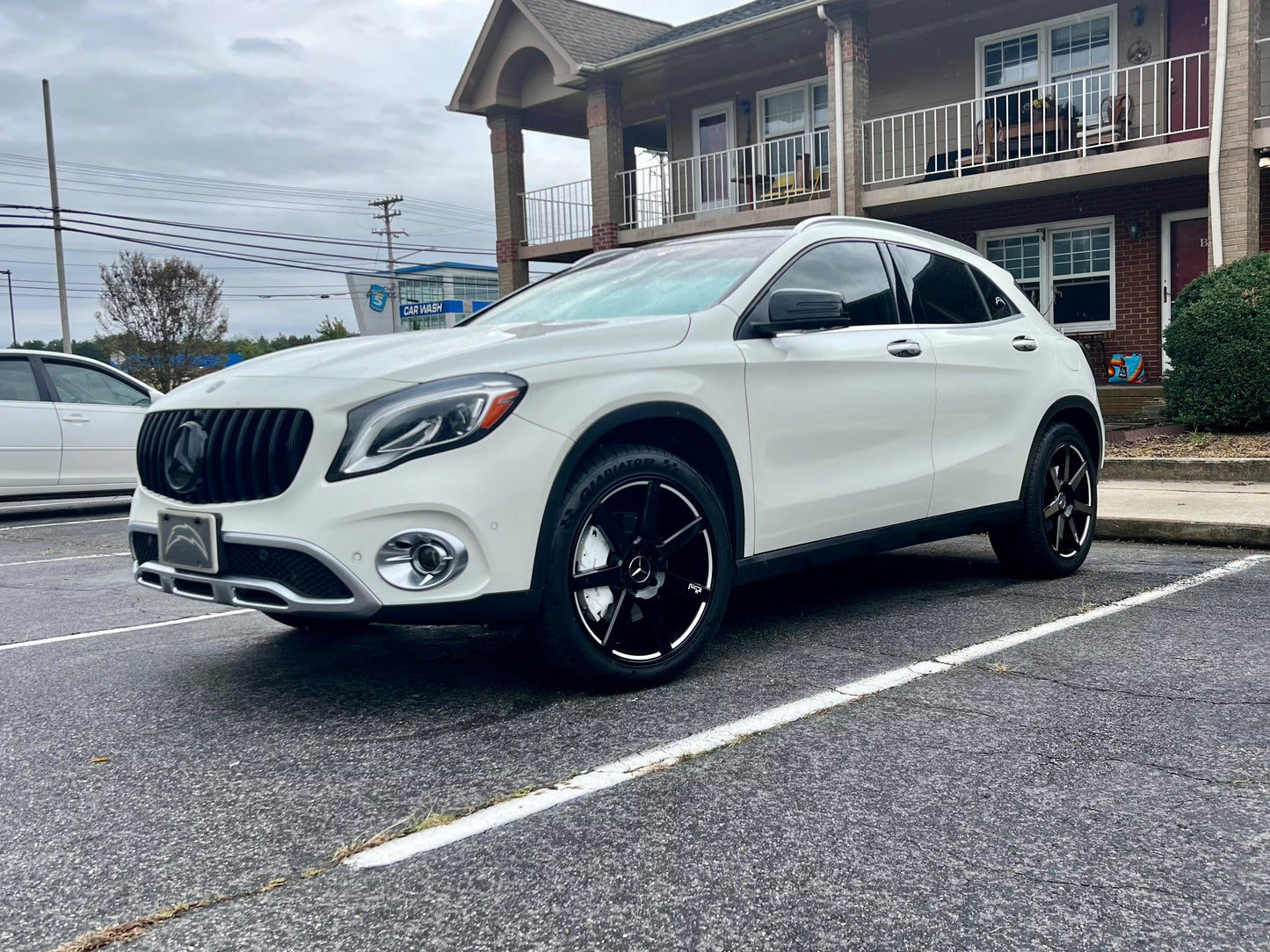 Cubiertas de pinza de freno personalizadas para Mercedes-Benz GLA-Class