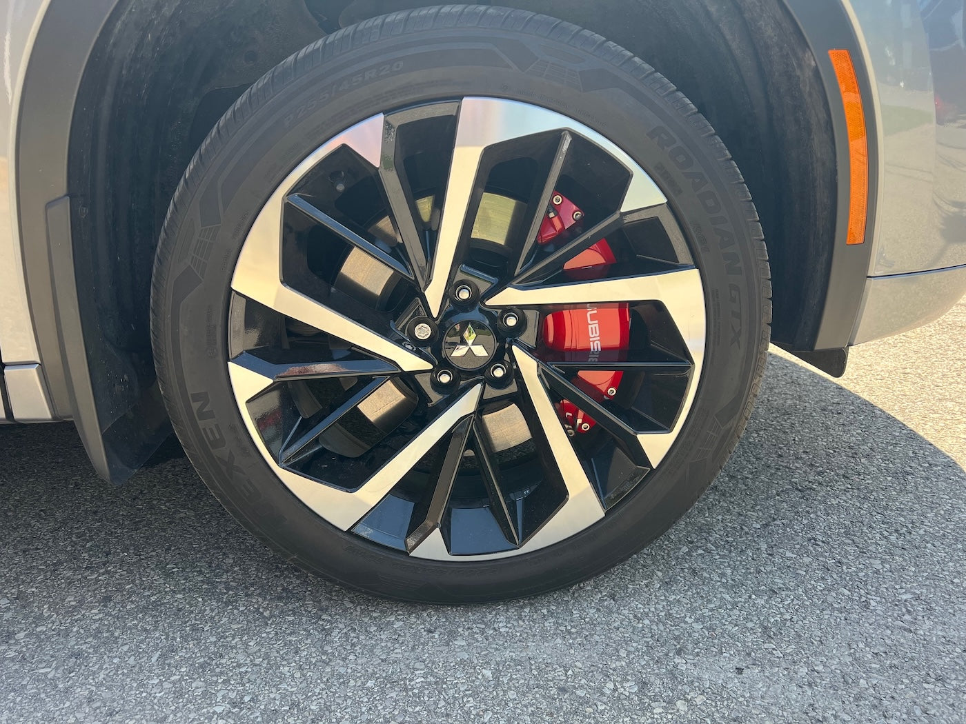 Mitsubishi Outlander Custom Caliper Covers