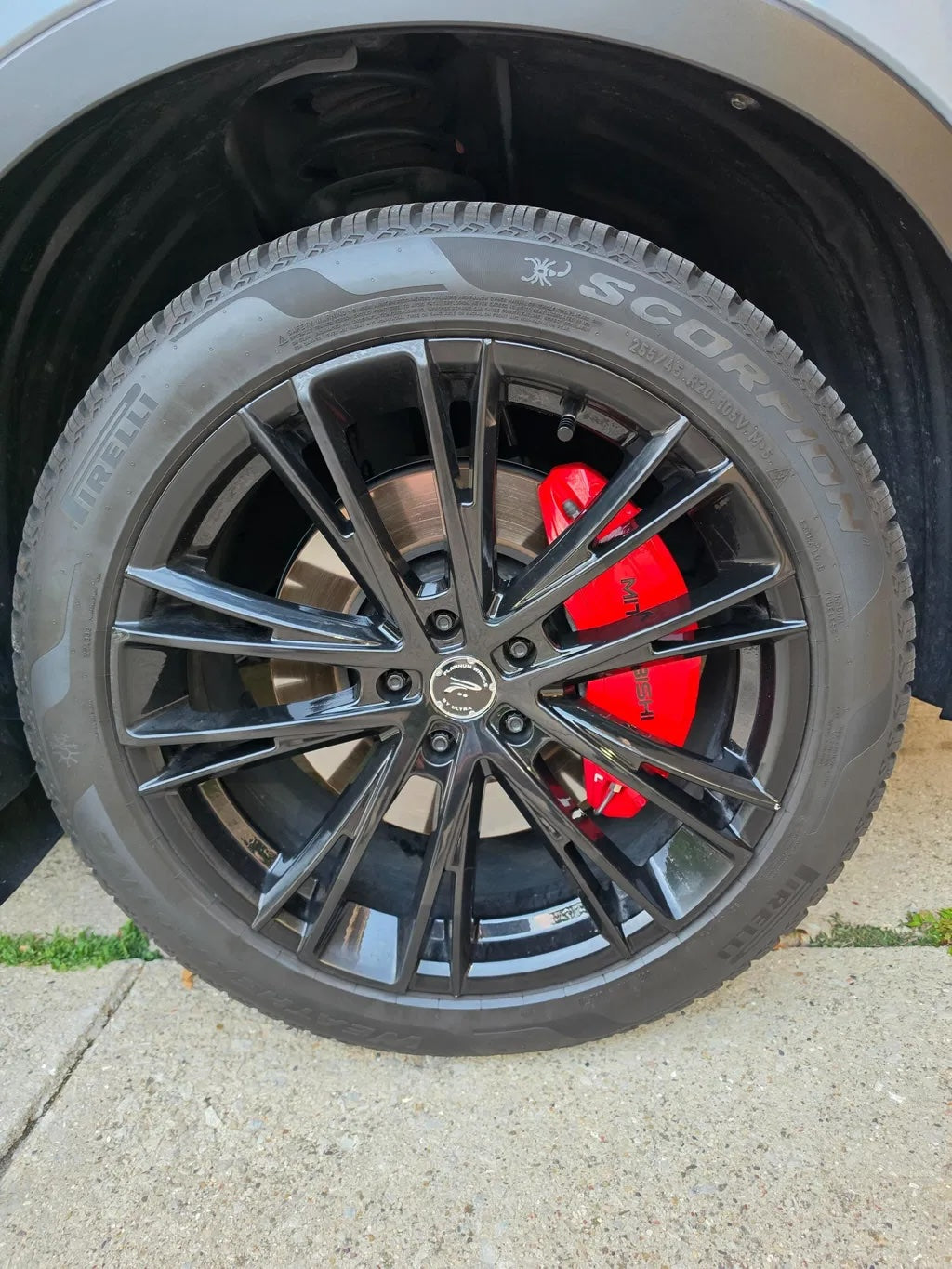Mitsubishi Outlander Custom Caliper Covers