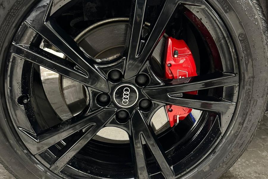 Audi Custom Caliper Covers - AUQ58R01