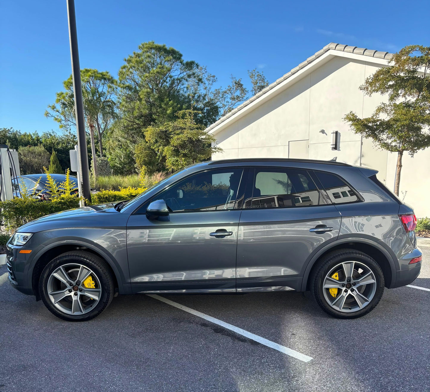 Audi Q5 Custom Caliper Covers