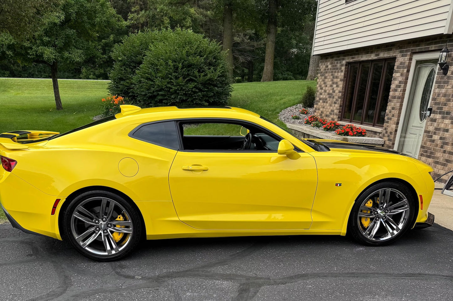 Chevrolet Camaro Custom Caliper Covers