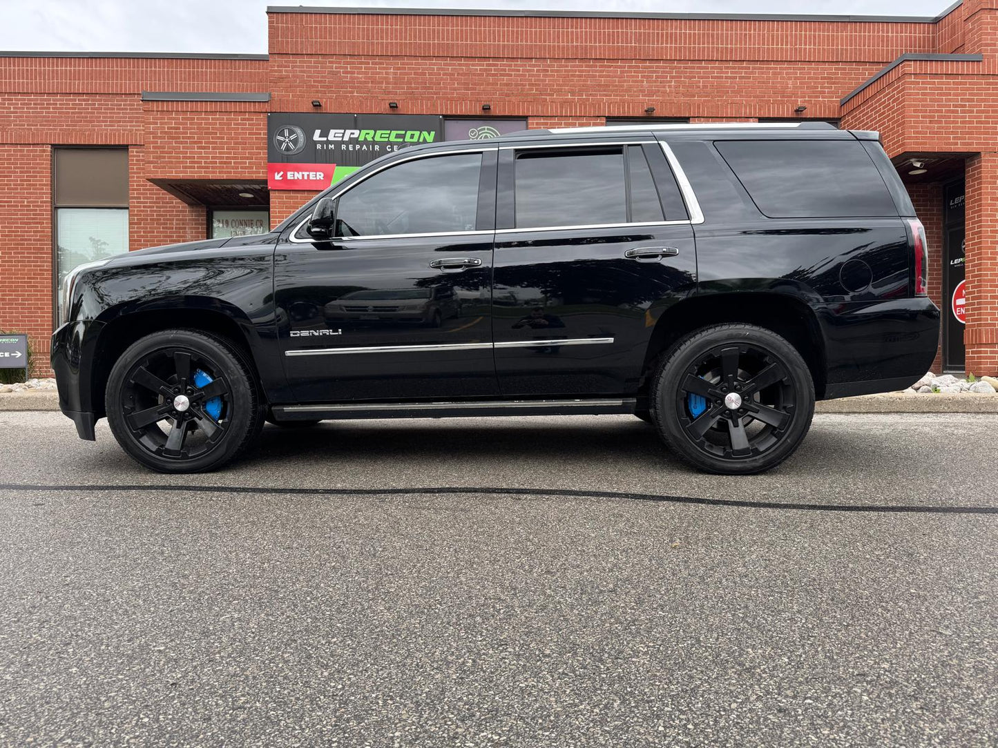 Cubiertas de pinza personalizadas para GMC Yukon