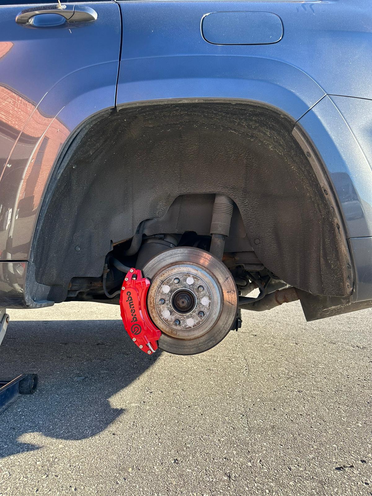 Jeep Grand Cherokee Custom Caliper Covers