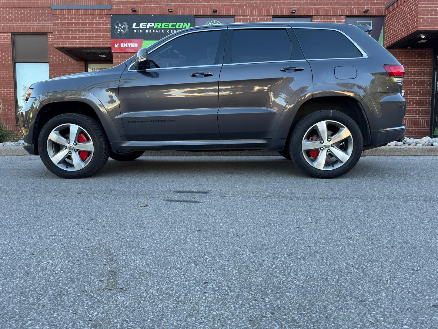 Jeep Grand Cherokee Custom Caliper Covers