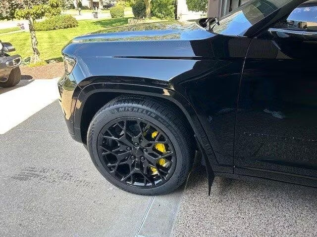 Couvre-étriers personnalisés pour Jeep Grand Cherokee L