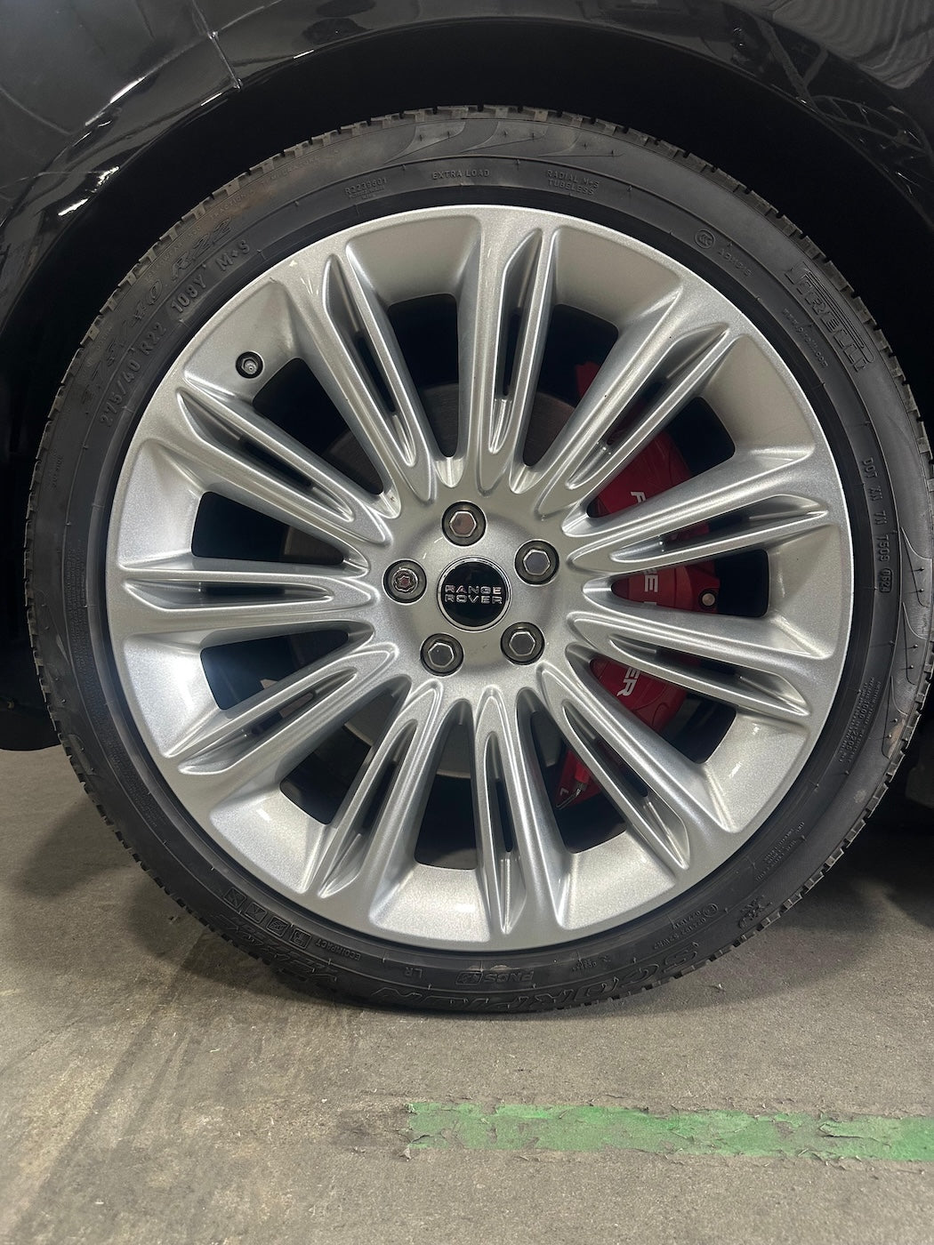Land Rover Range Rover Custom Caliper Covers