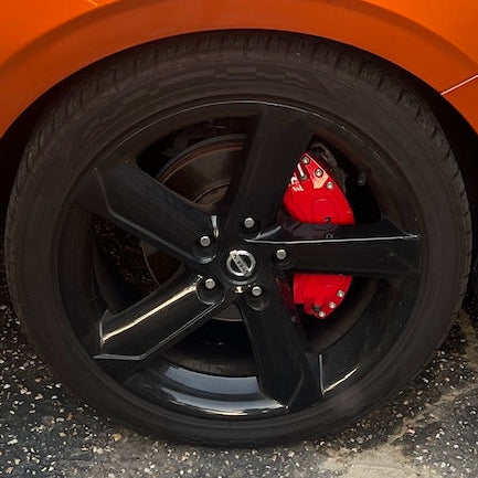 Cubiertas de pinza personalizadas para Nissan Sentra