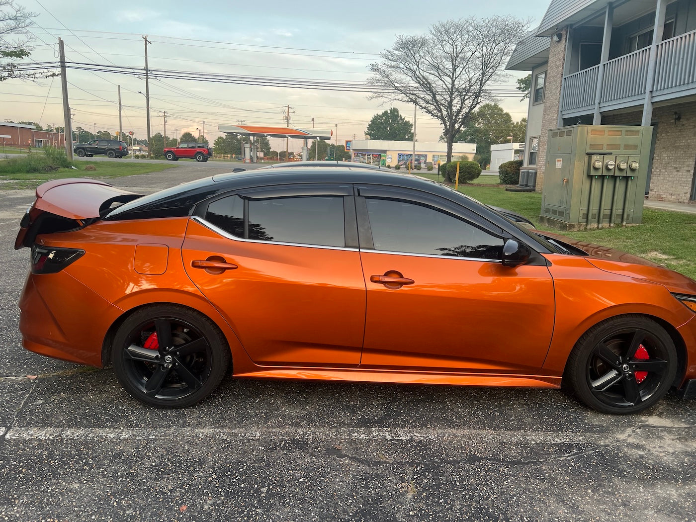 Cubiertas de pinza personalizadas para Nissan Sentra