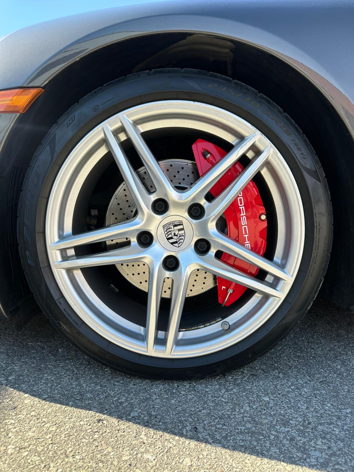 Porsche 911 Custom Caliper Covers
