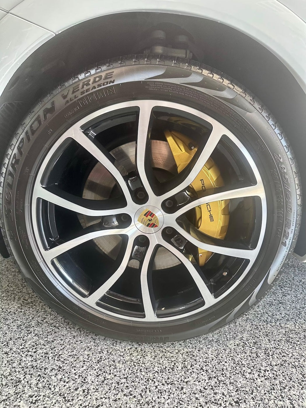 Porsche Cayenne Coupe Custom Caliper Covers