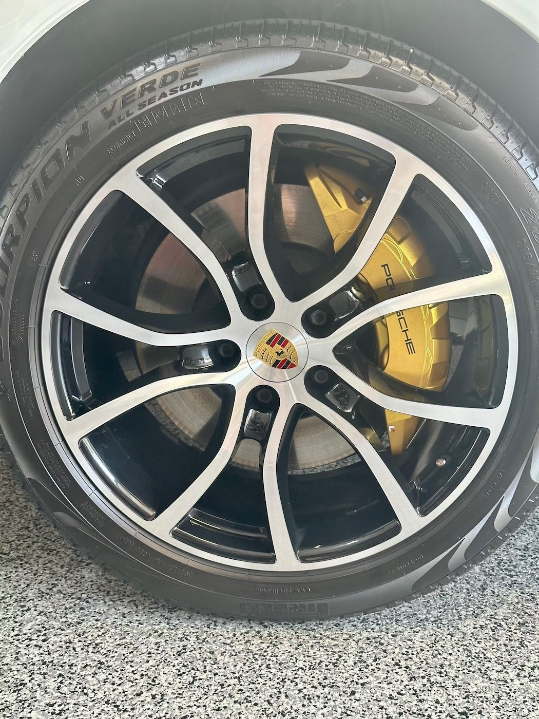 Porsche Cayenne Coupe Custom Caliper Covers