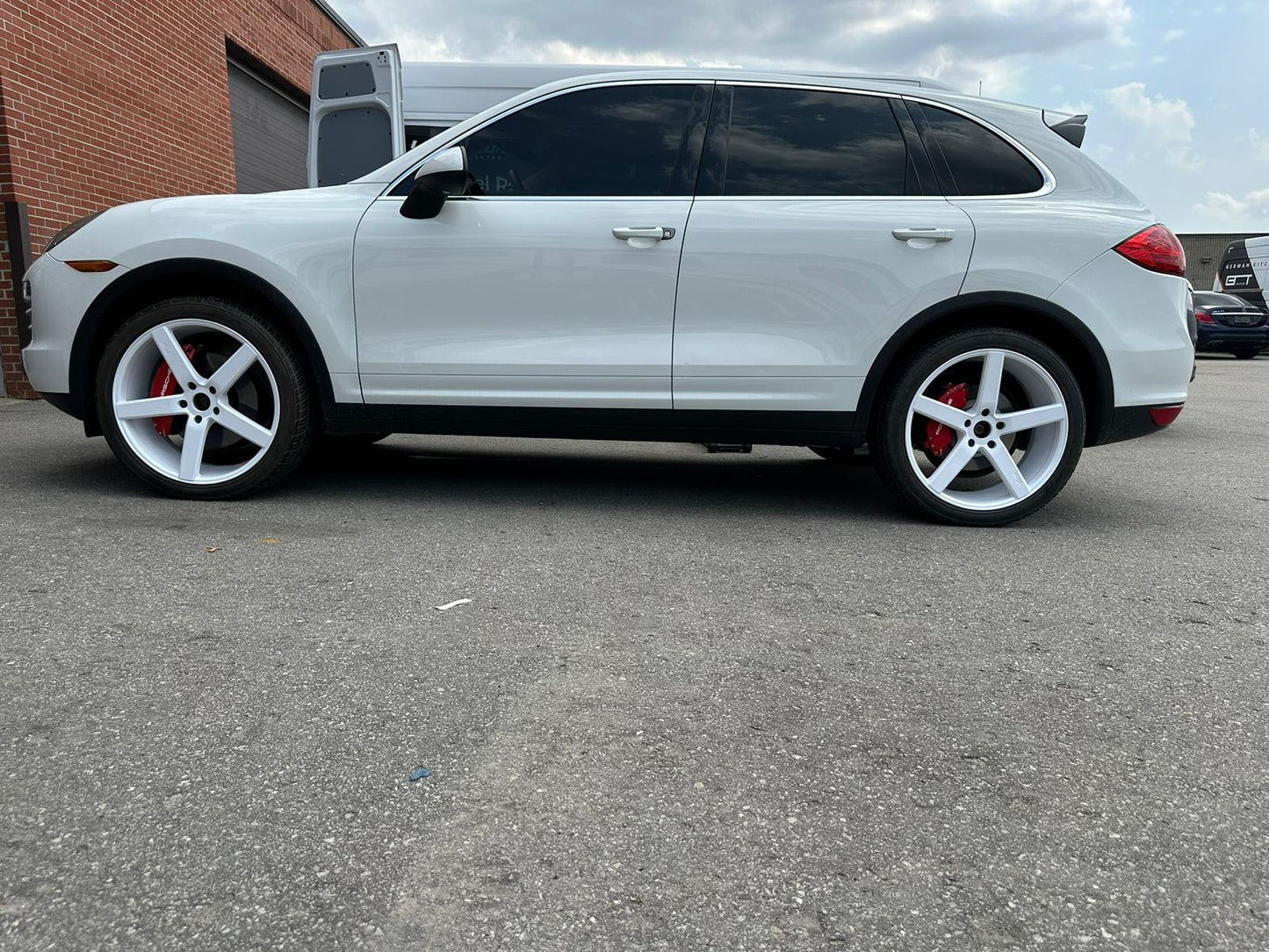 Porsche Cayenne Coupe Custom Caliper Covers