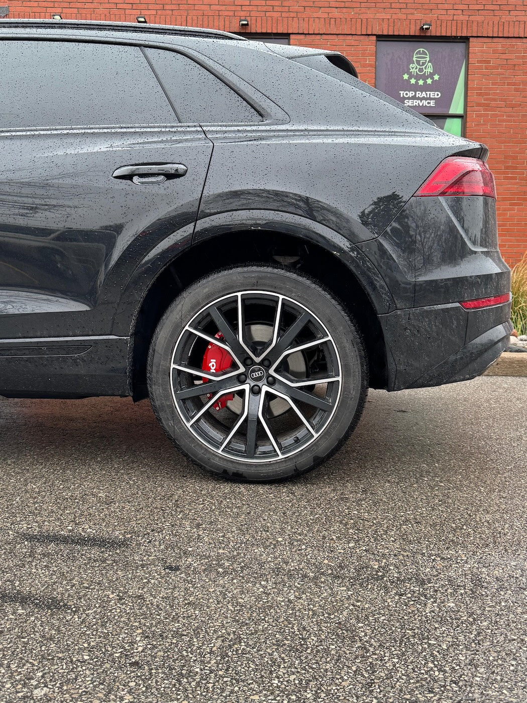 Cubiertas de pinza personalizadas para Audi Q8 e-tron