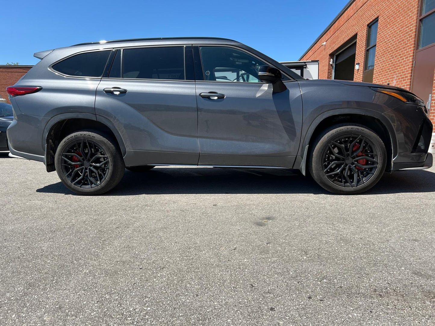 Toyota Highlander Custom Caliper Covers