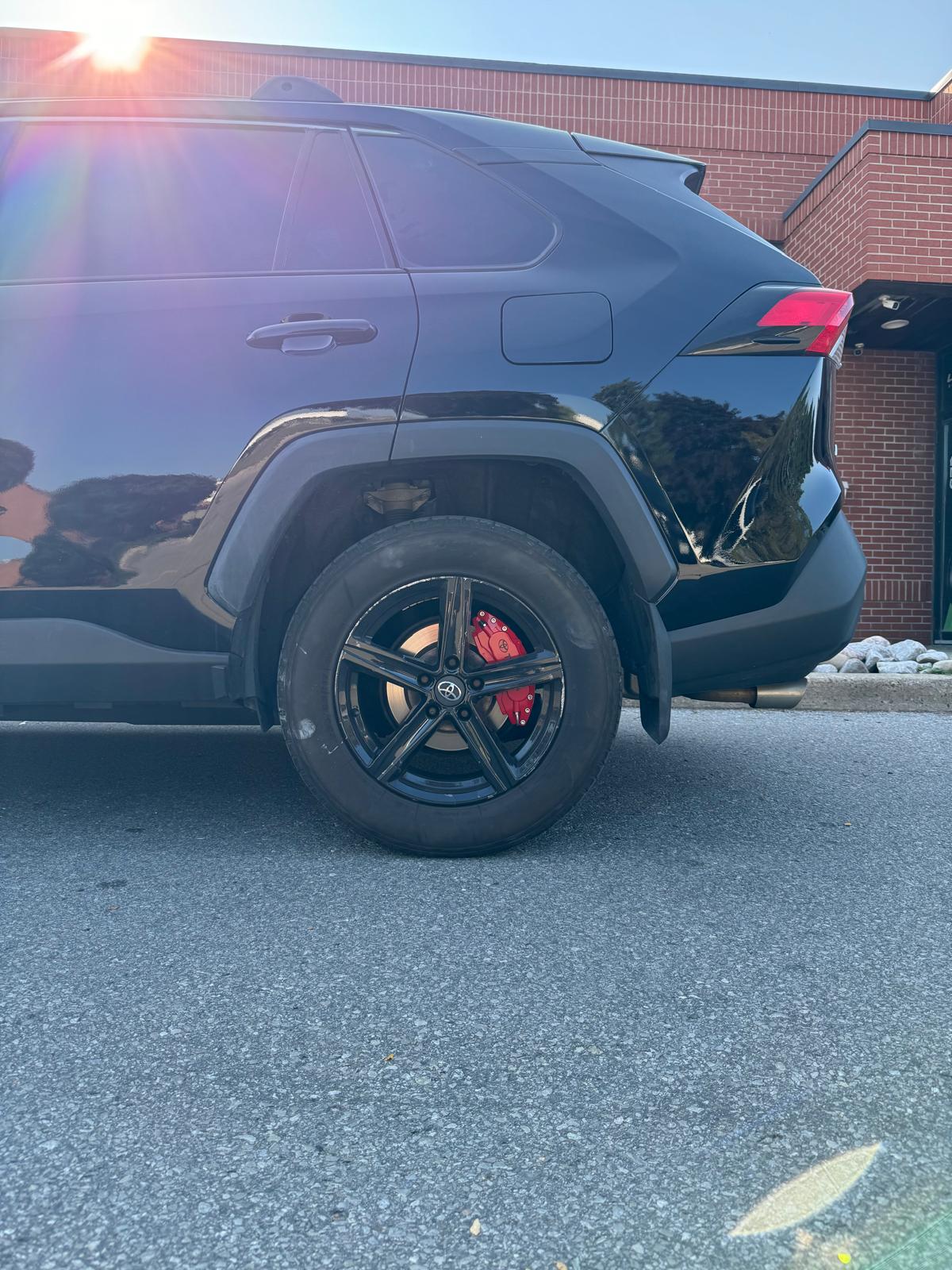 Toyota Venza Custom Caliper Covers