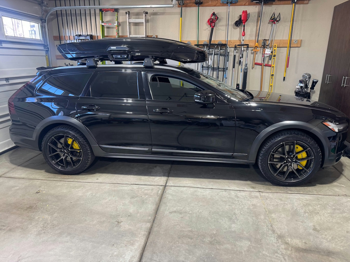 Volvo V90 Cross Country Custom Caliper Covers