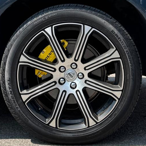Volvo XC40 Custom Caliper Covers
