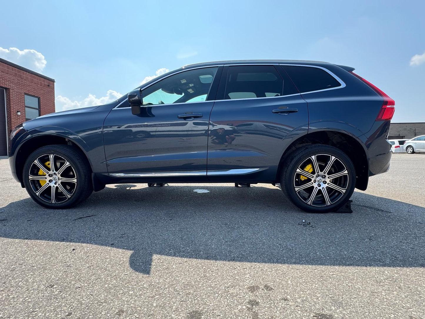 Volvo XC60 Custom Caliper Covers