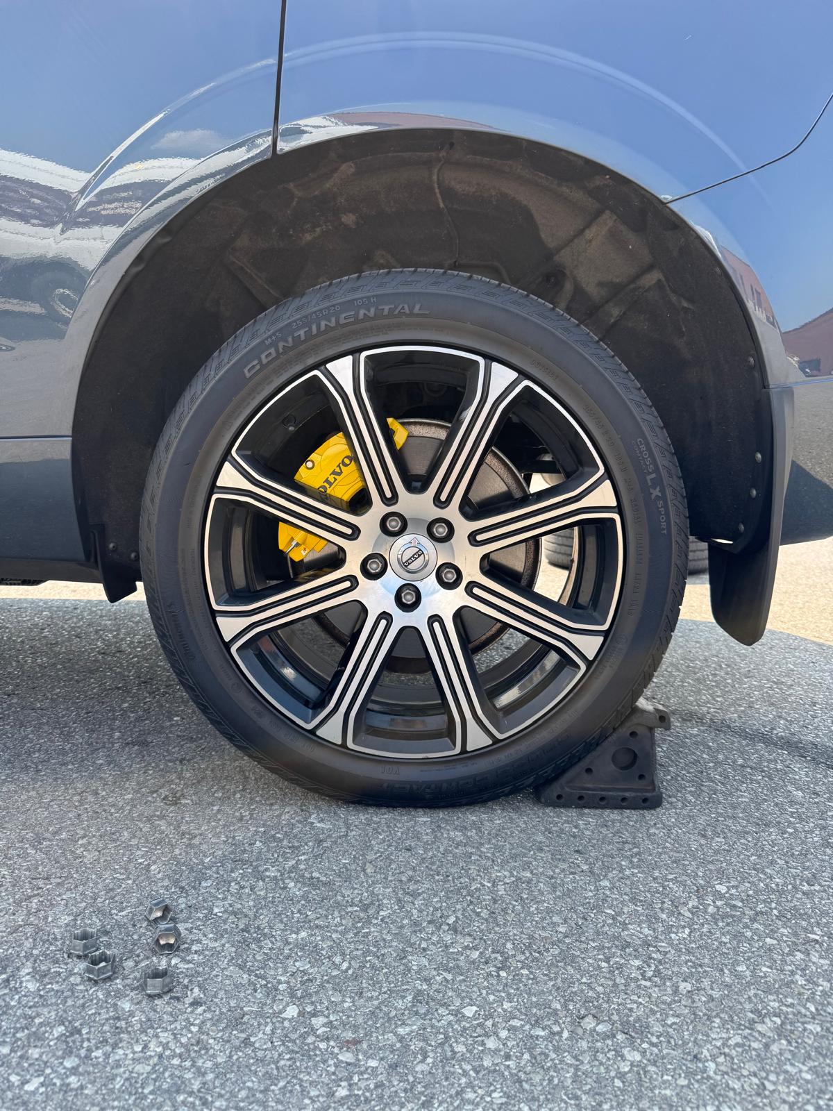 Volvo C30 Custom Caliper Covers