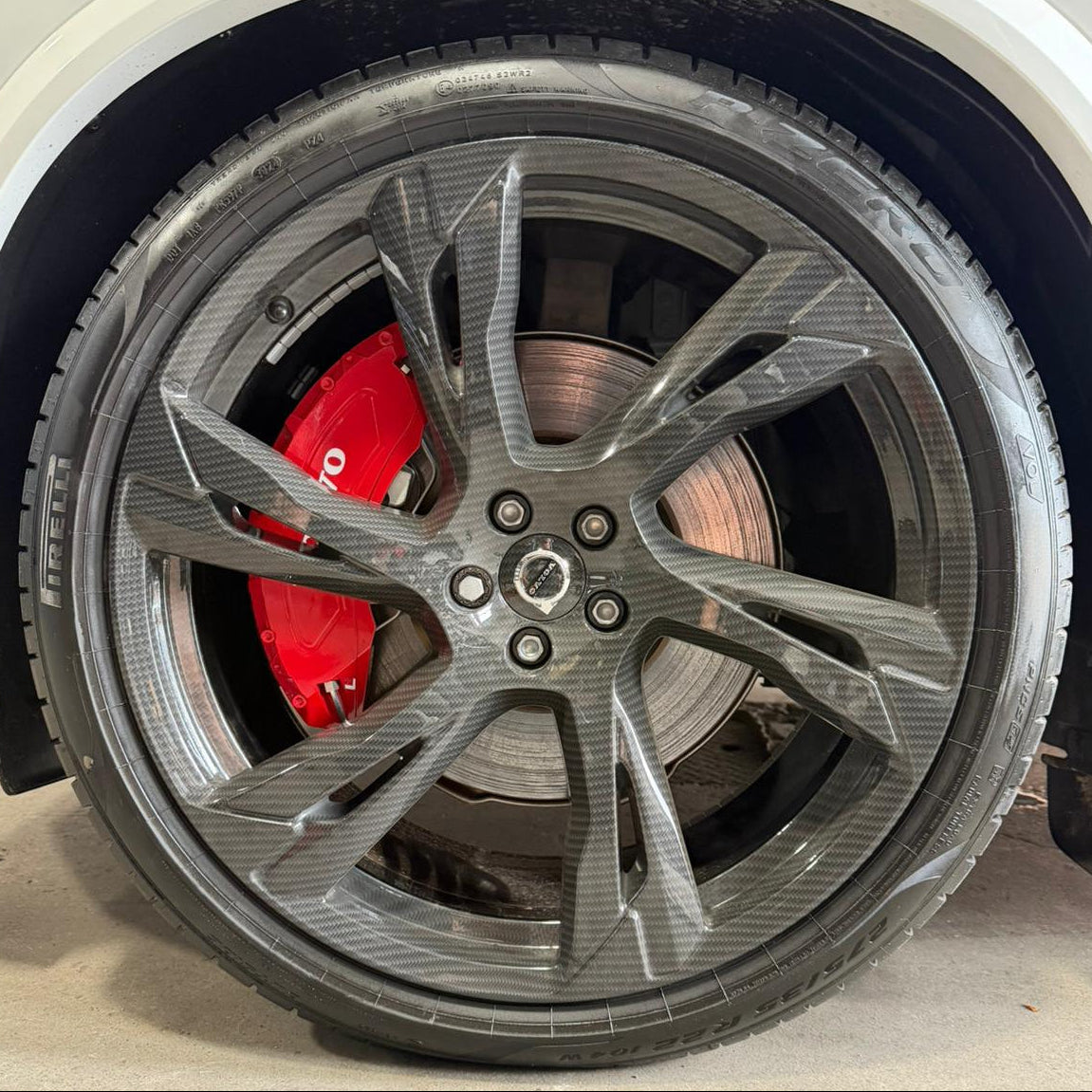 Volvo XC90 Custom Caliper Covers