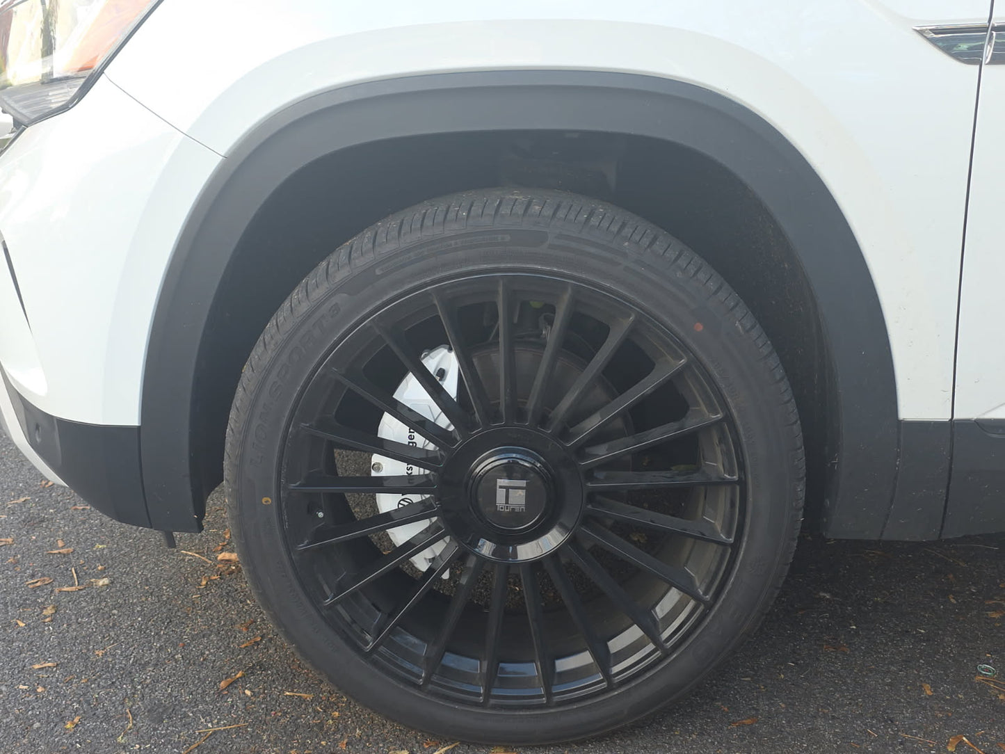 Volkswagen Touareg Custom Caliper Covers